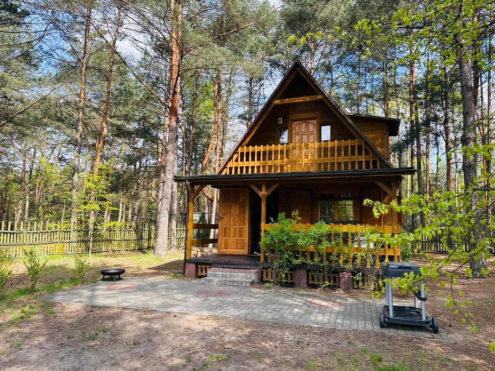 Lesniczowka Villa Rzadza Exteriör bild